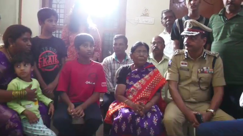 VideoCapture_20251021-194128