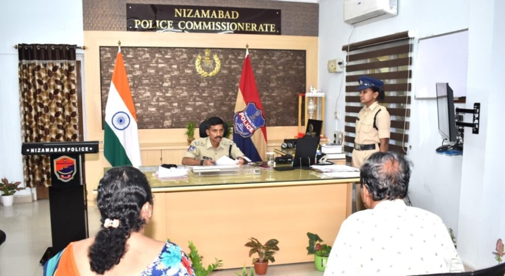 Screenshot_20251103_184332_WhatsApp